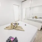 Luxury San Marino & Pool View Hébergement de vacances