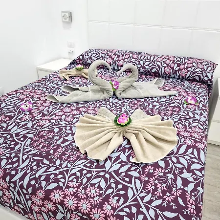 Luxury San Marino & Pool View Vakantiehuis