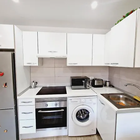 Luxury San Marino & Pool View לוס כריסטיאנוס